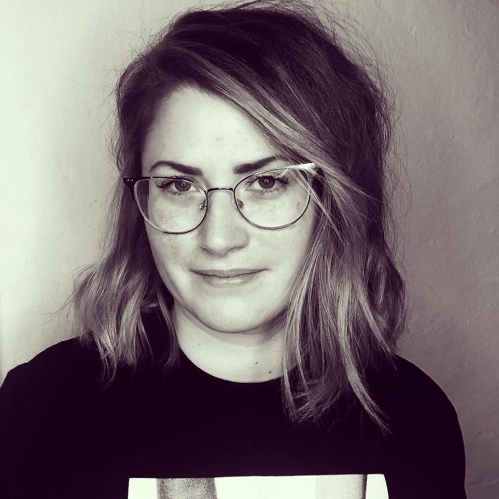 Meet your Posher, Emma